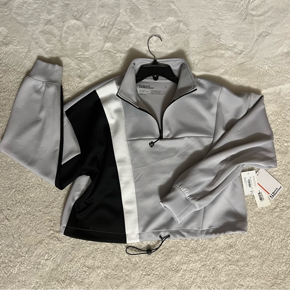 Arctic Gray Pullover